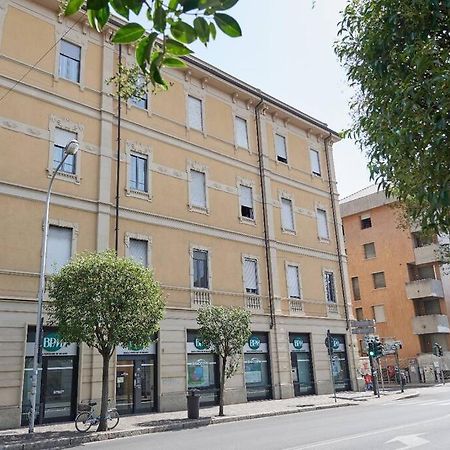 Ferienwohnung Casa Vacanze Sma93 Monza Exterior foto